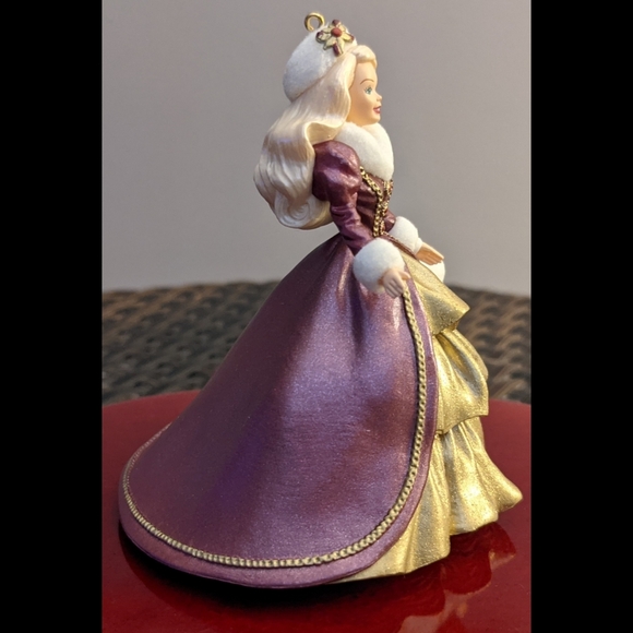 Hallmark keepsake ornament holiday Barbie - Picture 2 of 6
